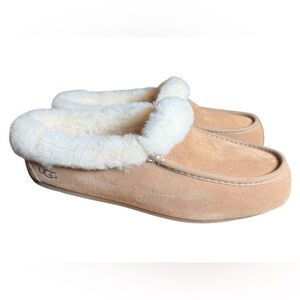 UGG Ansley Moccassin Slippers Slip On Tan Women's Size 8